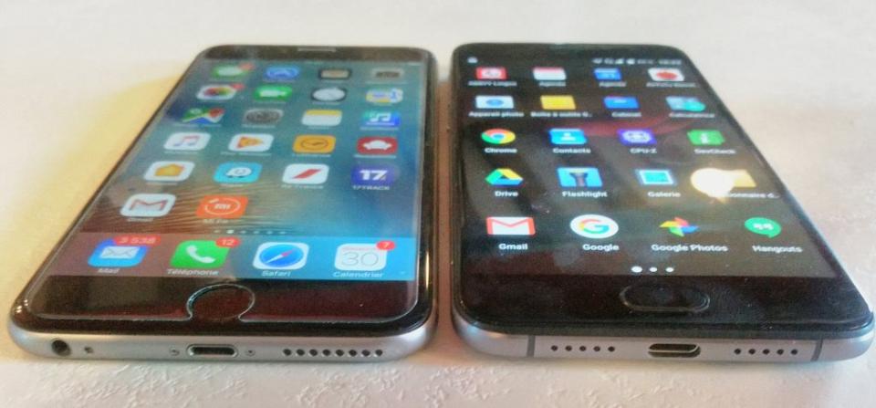 A gauche l'iphone 6 plus, à droite le UMI Plus, beaucoup de ressemblance